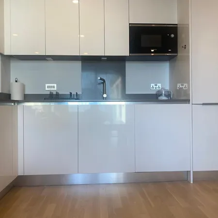 Cp Floor Luxury With And Pool