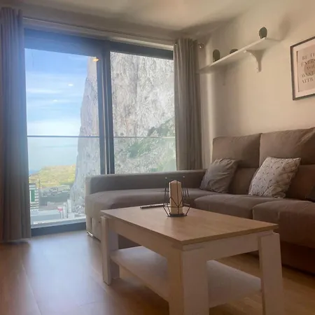 Cp Floor Luxury With And Pool Apartment Gibraltar
